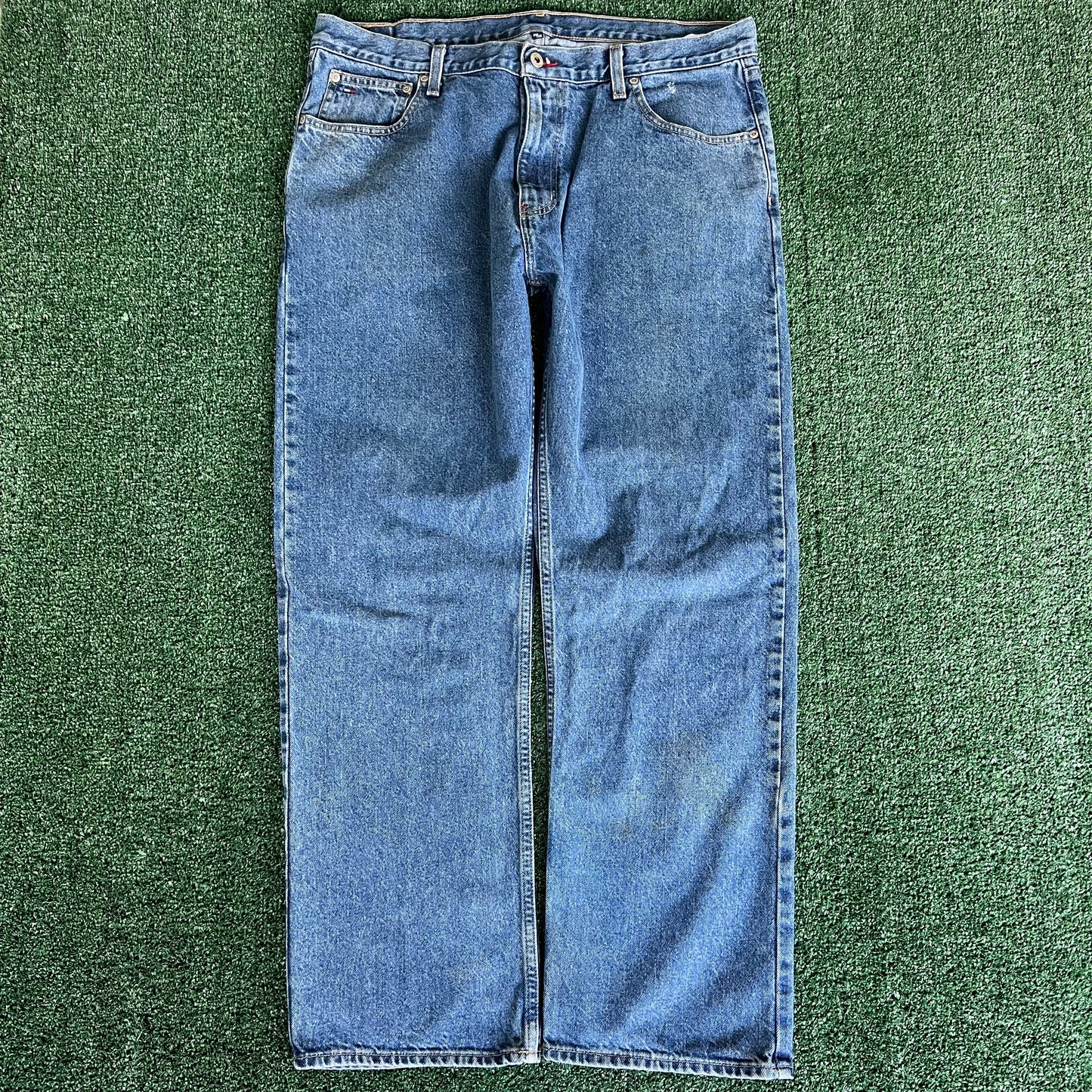 Y2K Tommy Hilfiger Baggy Straight Medium Wash Blue Jeans - 39x30.5" 19" Openings