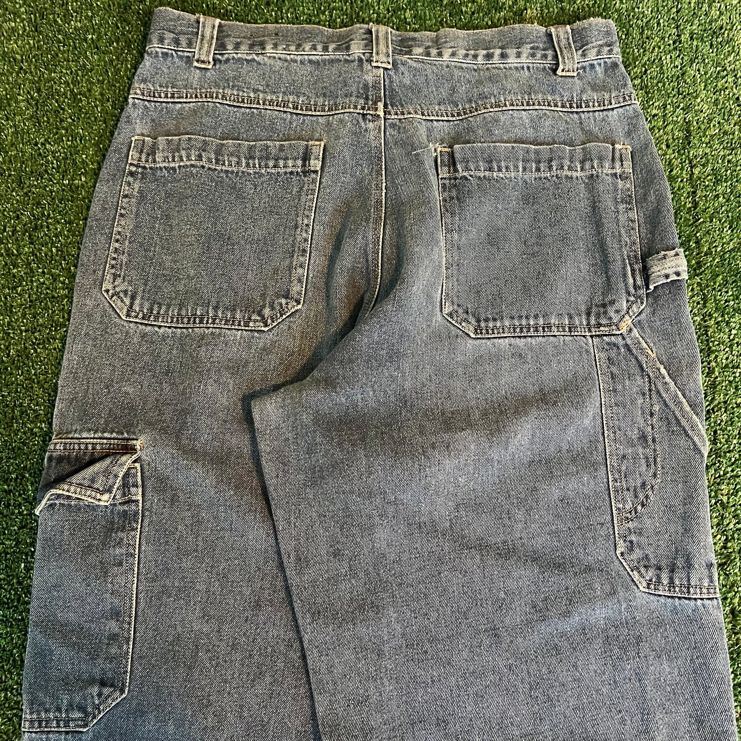 Y2K No Boundaries Baggy Straight Carpenter Cargo Medium Wash Blue Jeans - 34x31.5" 18.5" Openings