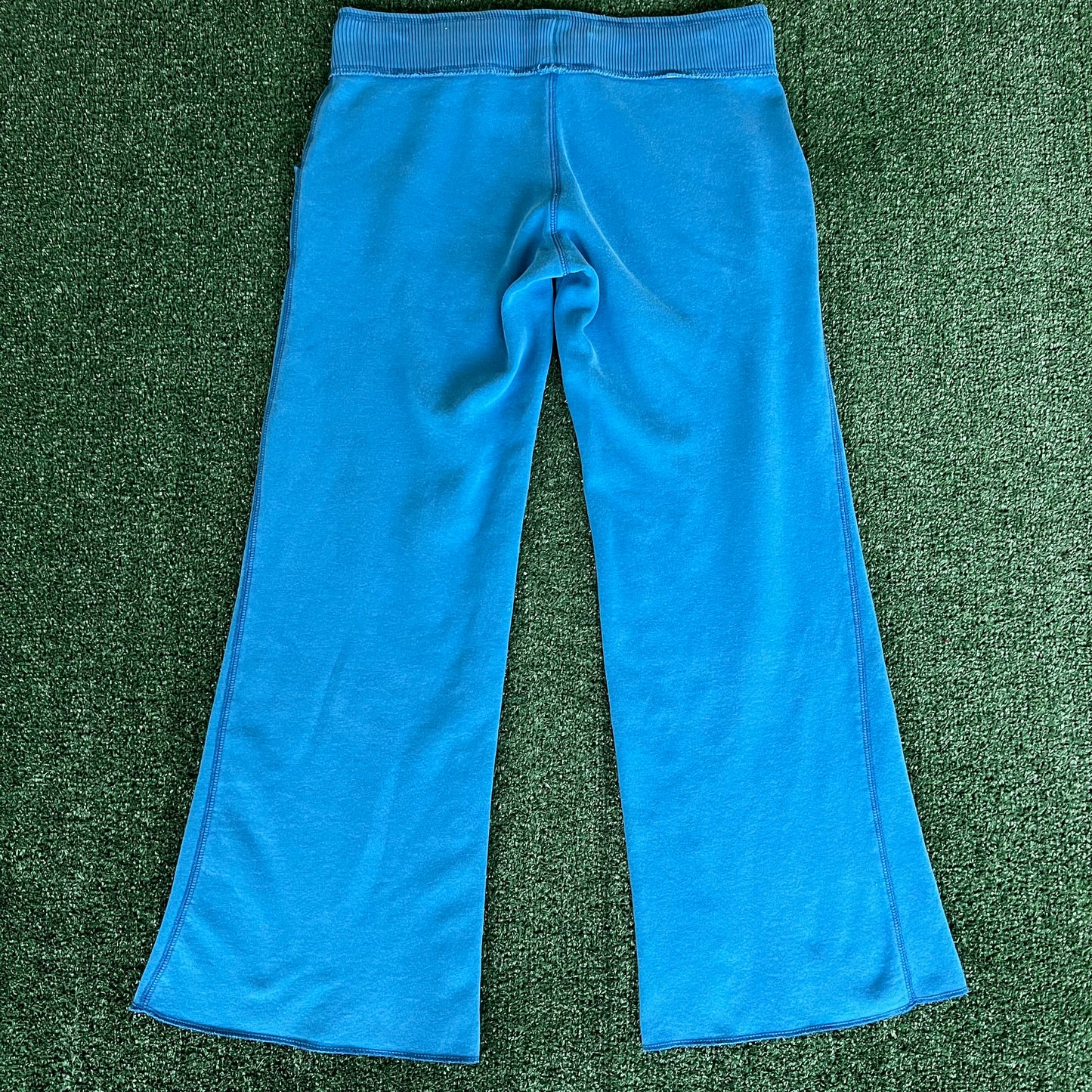 Women's Y2K Aeropostale Blue Baggy Flared Sweatpants - Medium 34x29.5" 25.5" Openings