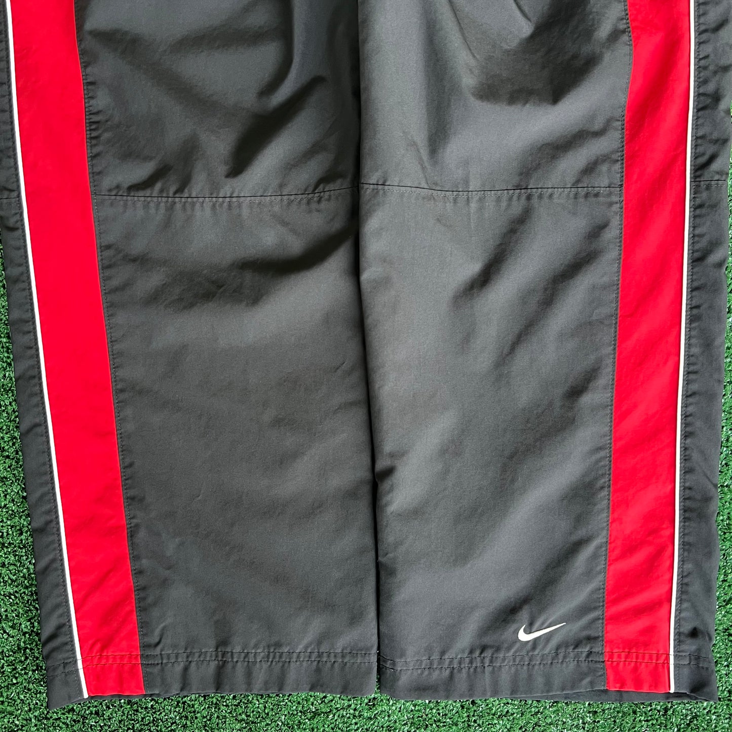 Y2K Nike Black Red Stripe Baggy Track Pants - Large 31x31"