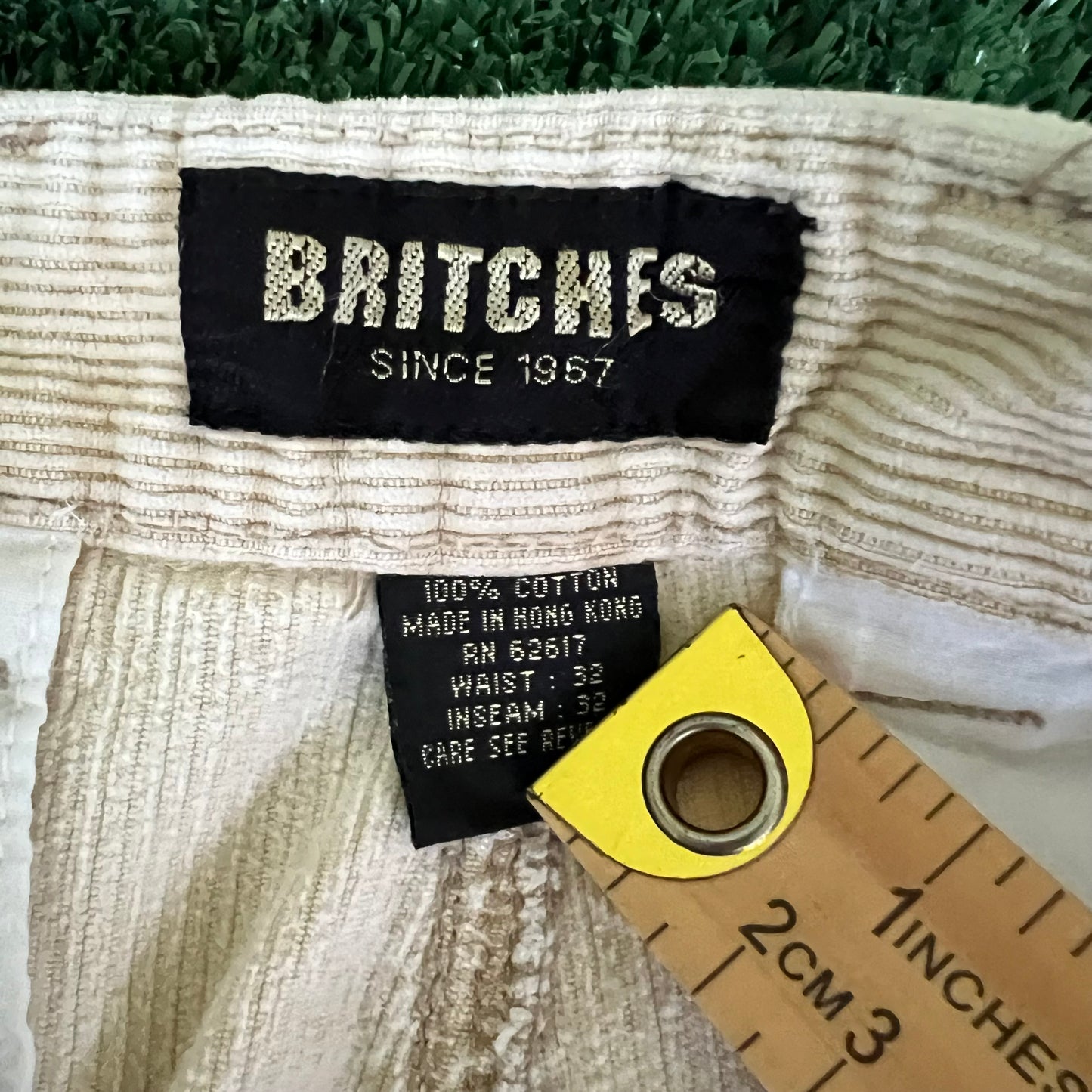 Y2K Britches Baggy Straight Light Beige Sun Faded Corduroy Cargo Pants - 33x30.5" 19" Openings