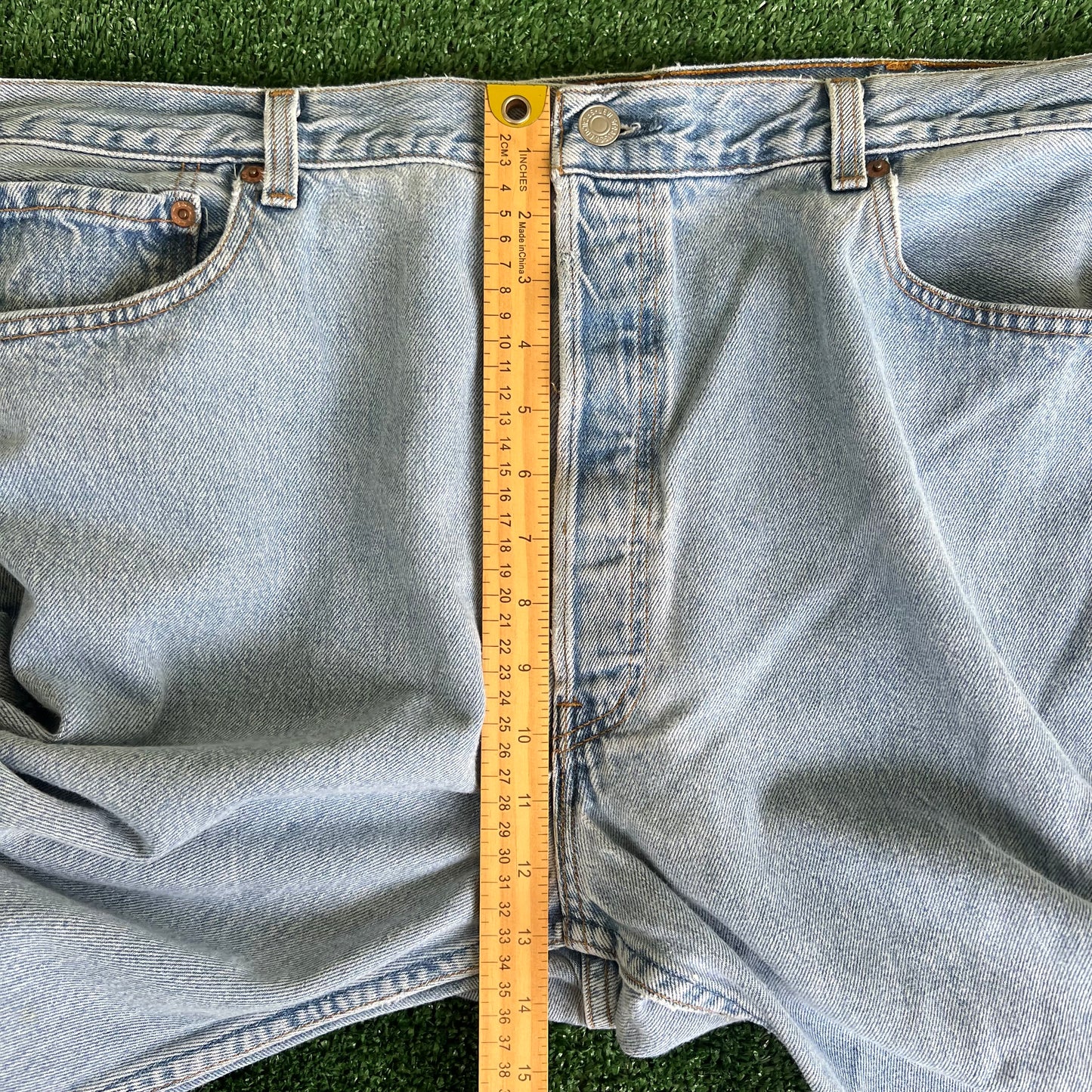 90s Levi's 501 Center Patch Button Fly Light Blue USA Jeans - 41x31"