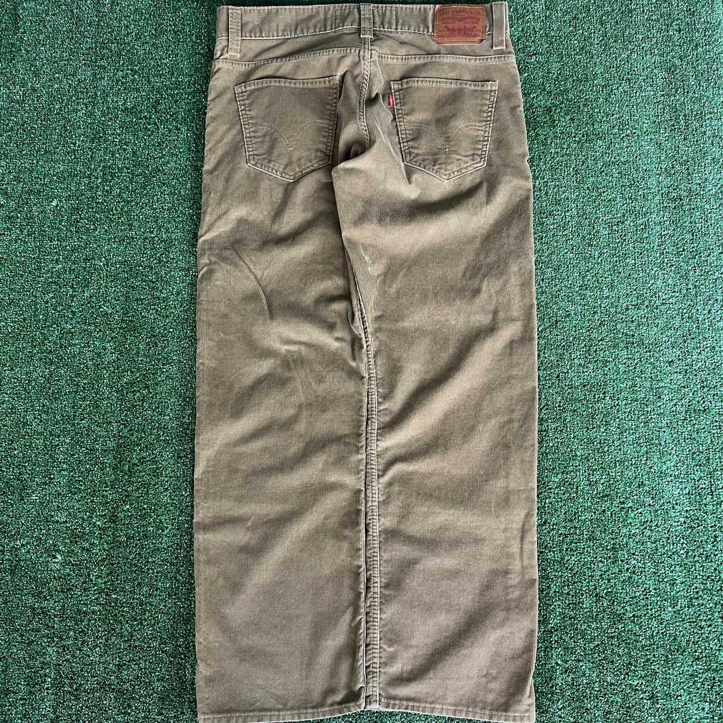 Y2K Levi's 549 Loose Baggy Straight Brown Corduroy Pants - 37x31.5 19" Opening