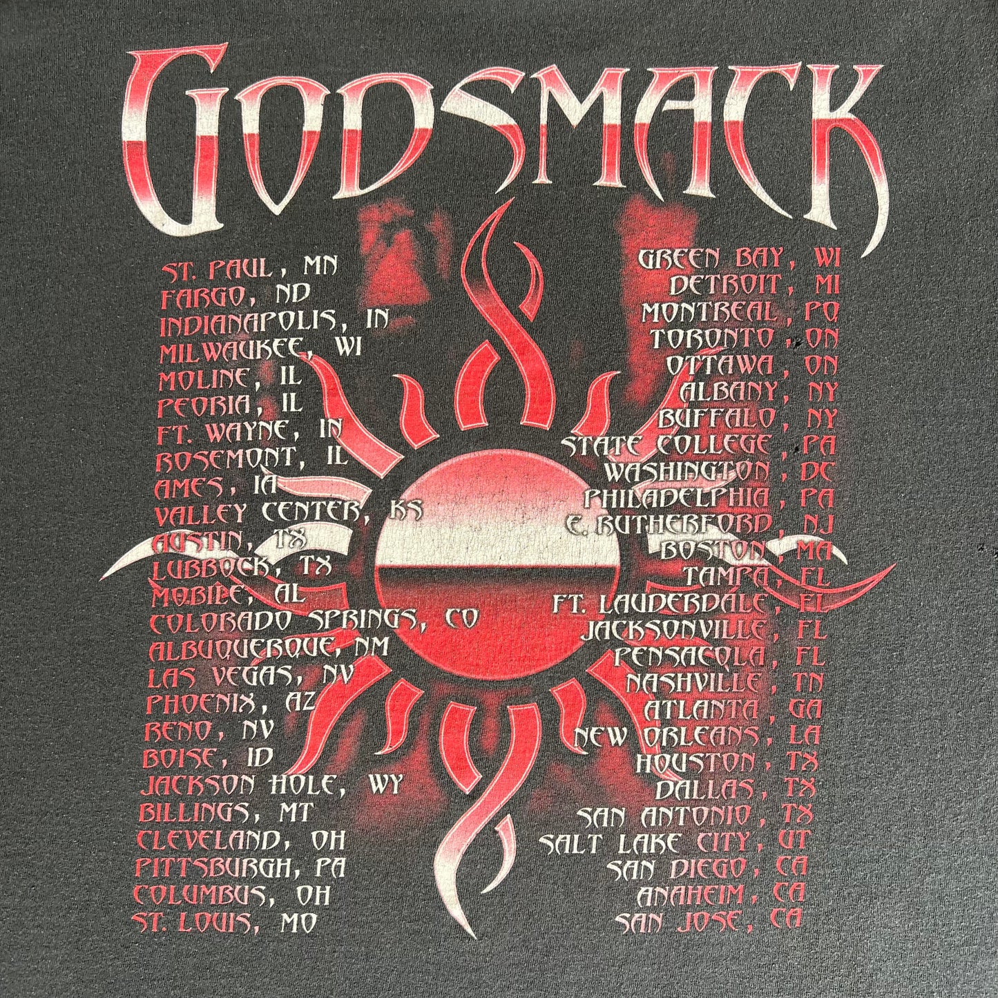 2003 Godsmack Post Grunge Hard Rock Band Faceless Tour Concert Faded Black T-Shirt - XL