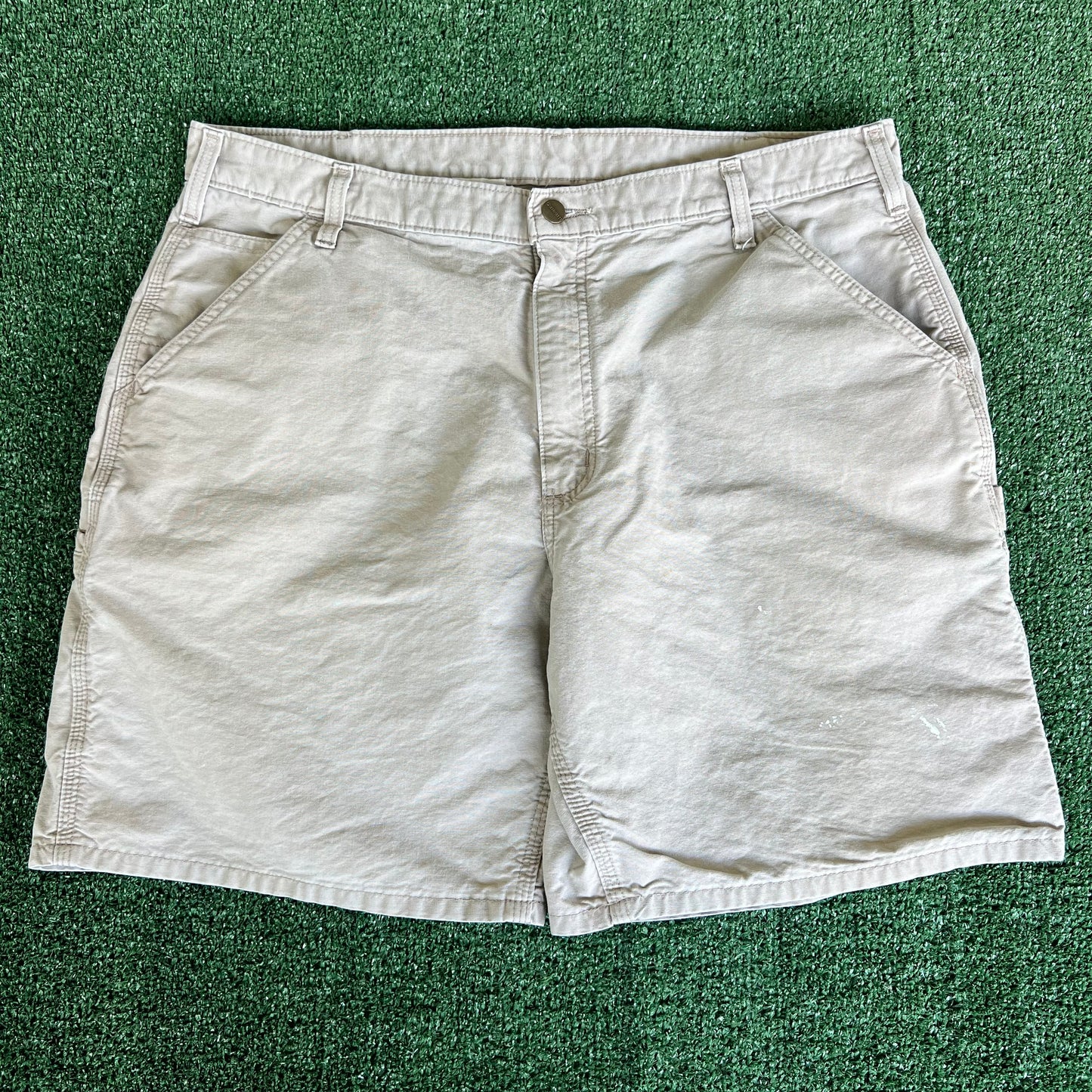 Y2K Carhartt B144 TAN Light Khaki Carpenter Shorts - 38x8"