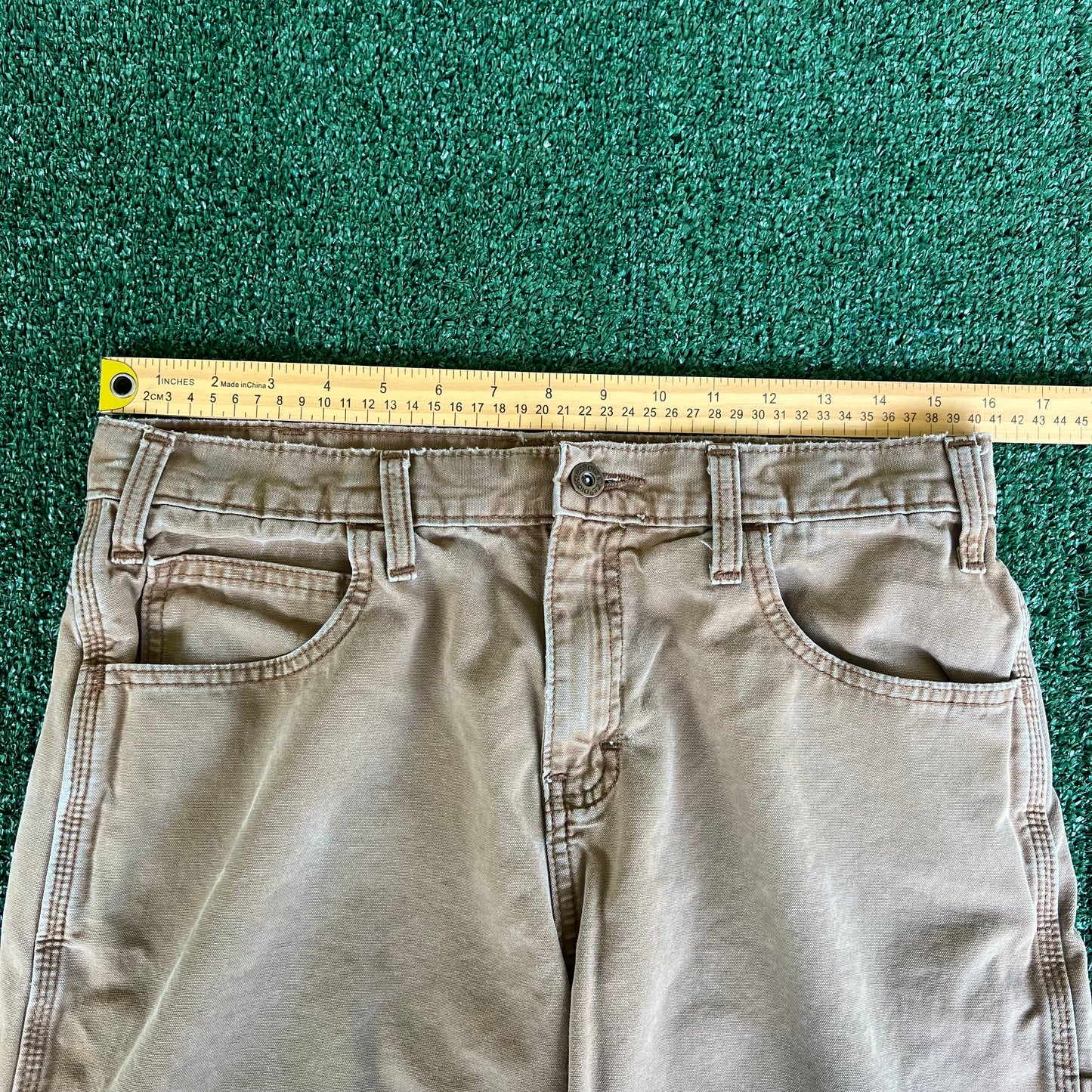 Dickies Distressed Light Brown Carpenter Shorts - 32x10"