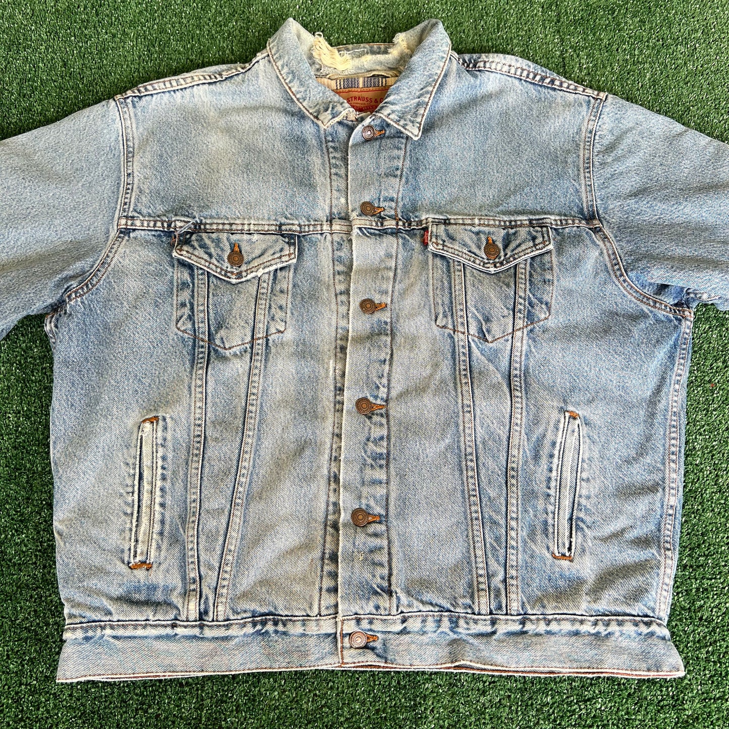 90s Levi's Type 3 Jean Trucker Jacket Plaid Lined Blue Light Wash 70699-0289 - Large