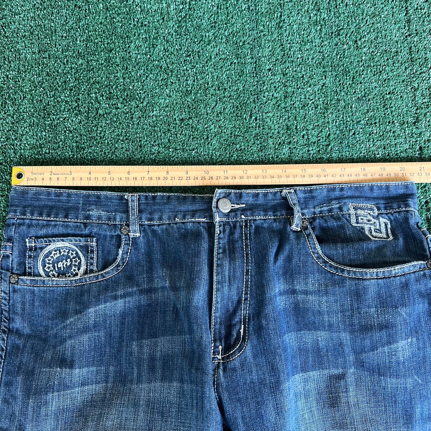 Y2K Ecko Unltd. Baggy Wide-Leg Patches Blue Jeans - 41x31" 21.5" Openings