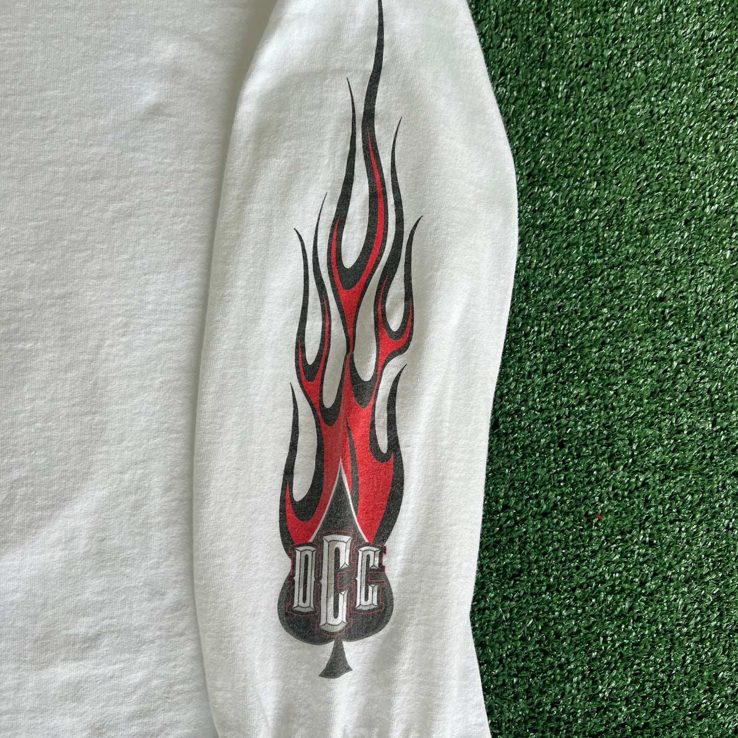 Y2K Orange County Choppers Biker Tribal Flame Dice Wings White Long Sleeve T-Shirt - XL