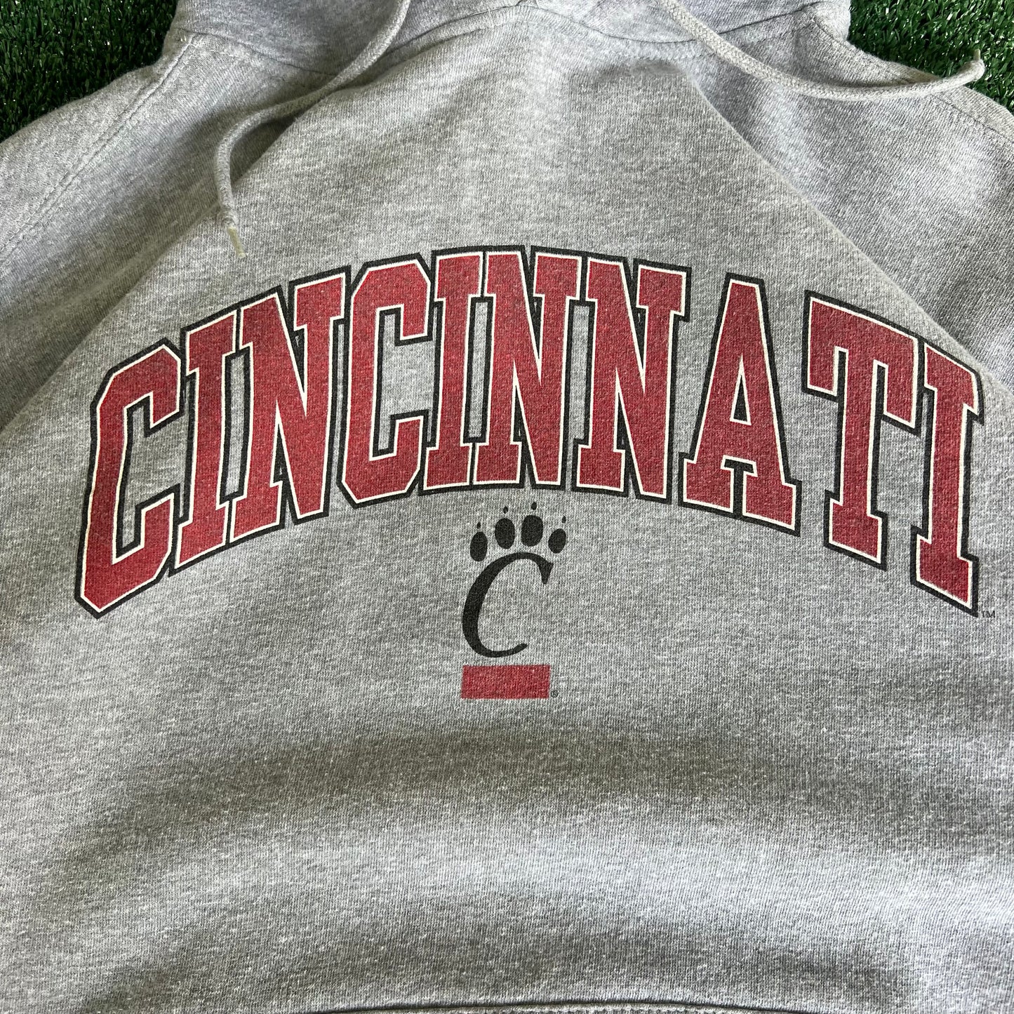 Y2K Starter University of Cincinatti Bearcats Gray Boxy Hoodie - XL