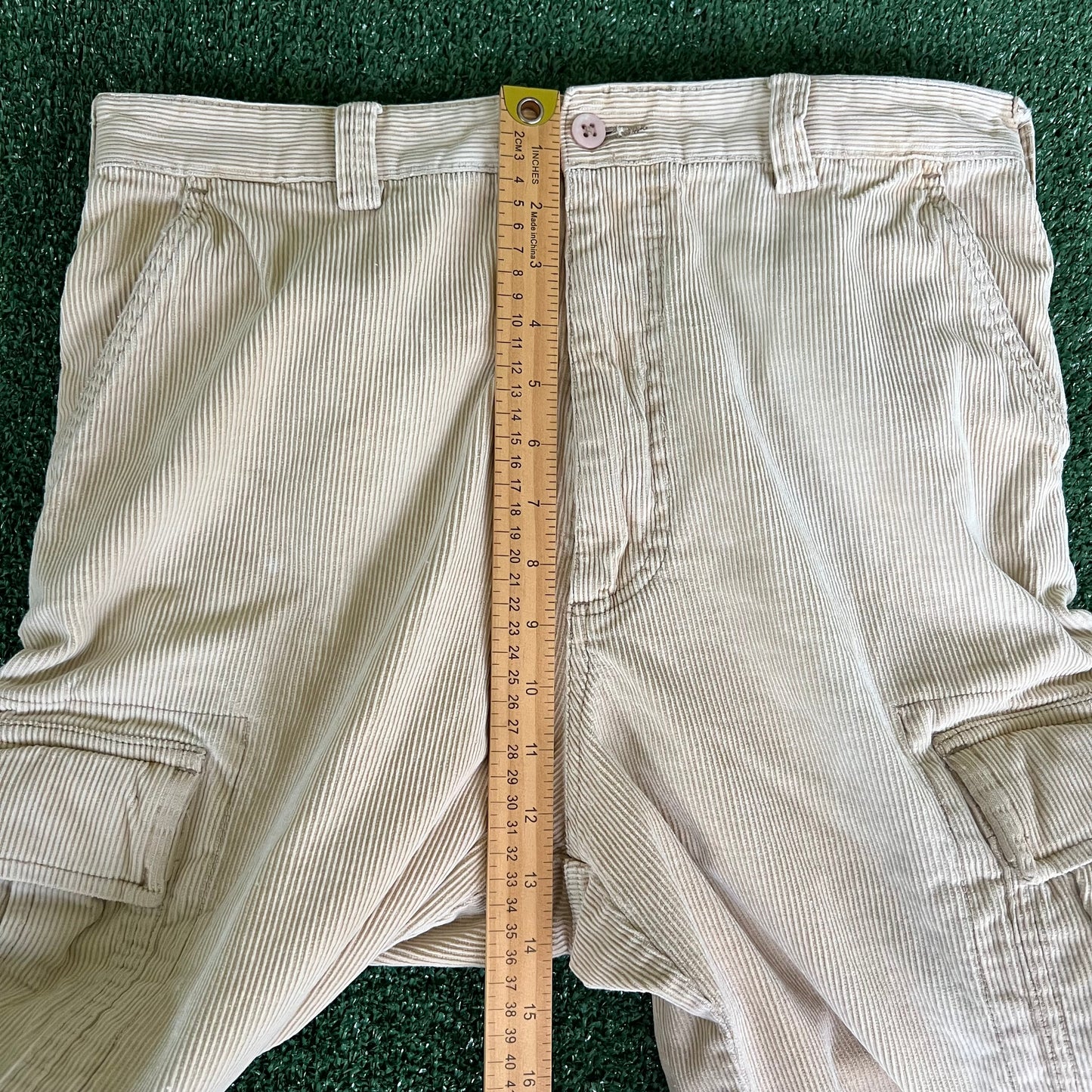 Y2K Britches Baggy Straight Light Beige Sun Faded Corduroy Cargo Pants - 33x30.5" 19" Openings