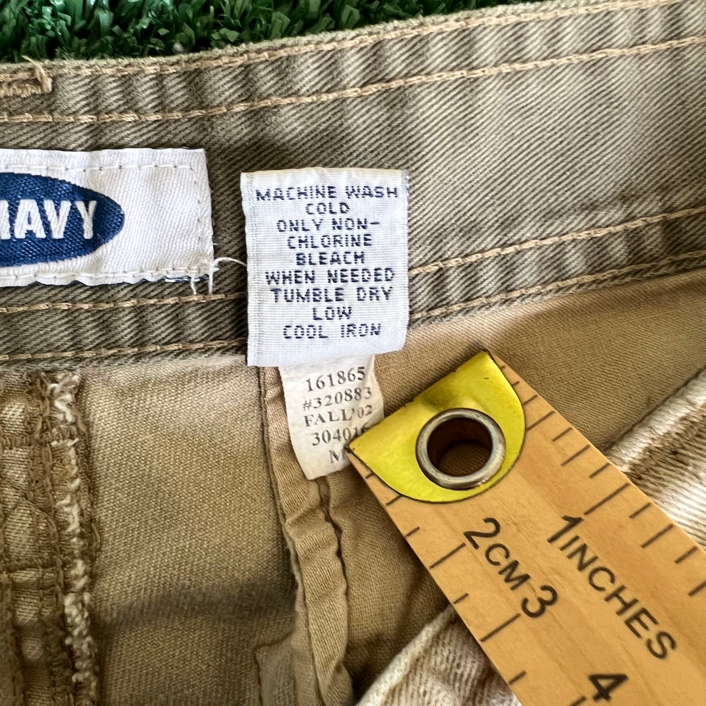 Y2K Old Navy Baggy Cargo Khaki Pants - 32x31.25" 18" Openings