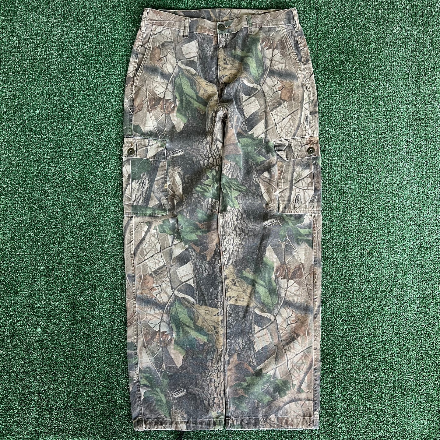 Y2K Ranger Realtree Camouflage Straight Leg Cargo Pants - Medium 33x30.5"