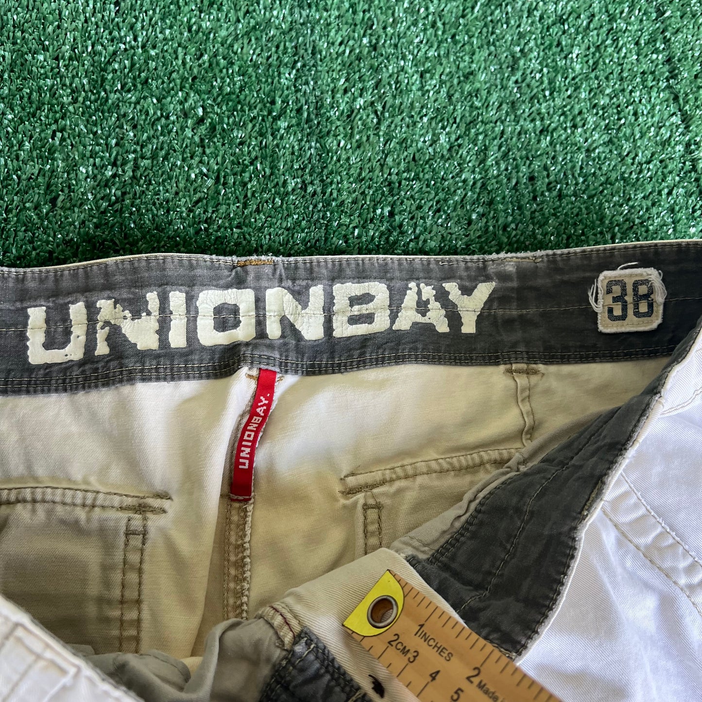 Y2K Unionbay Baggy Wide-Leg Distressed Light Khaki Cargo Pants - 39x28" 20.5" Openings