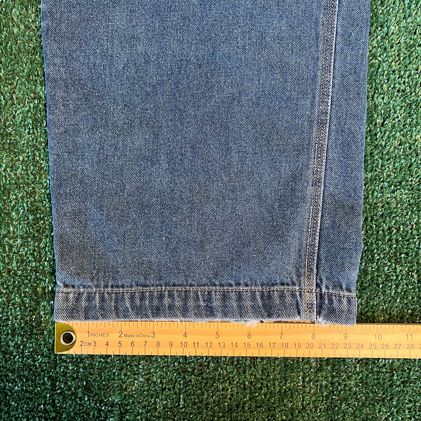 Y2K No Boundaries Baggy Straight Carpenter Cargo Medium Wash Blue Jeans - 34x31.5" 18.5" Openings