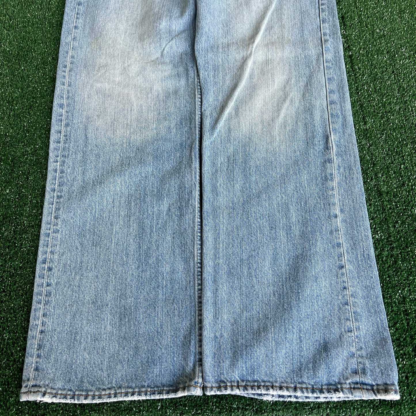 Y2K Unionbay Baggy Light Wash Blue Jeans - 36x 32.5" 19" Opens