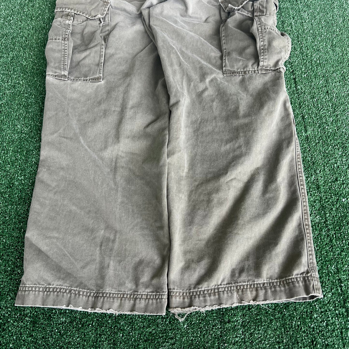 Y2K Express Baggy Green Cargo Wide-Leg Pants - 35x28.5"