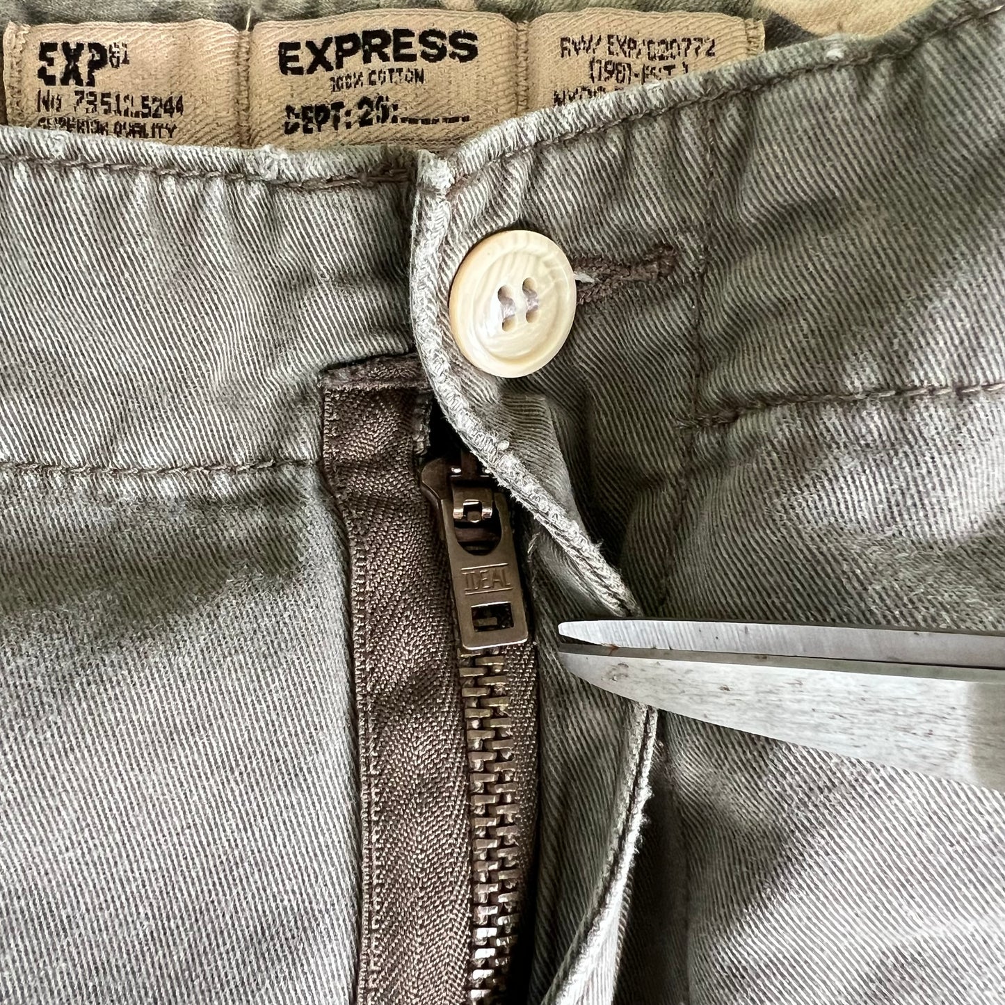 Y2K Express Baggy Green Cargo Wide-Leg Pants - 35x28.5"