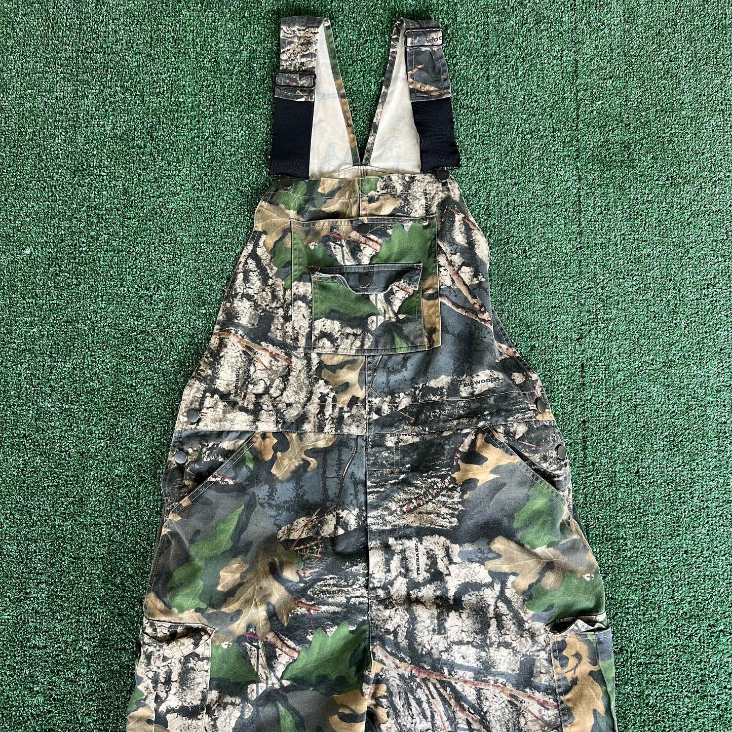 Y2K Jerzees Outdoors Camouflage Unlined Cargo Bib Overalls - 39x31.75"