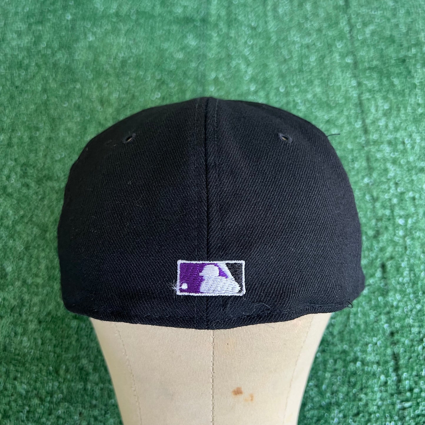 90s New Era MLB Colorado Rockies Black Dome Wool Fitted Hat - 7 1/8