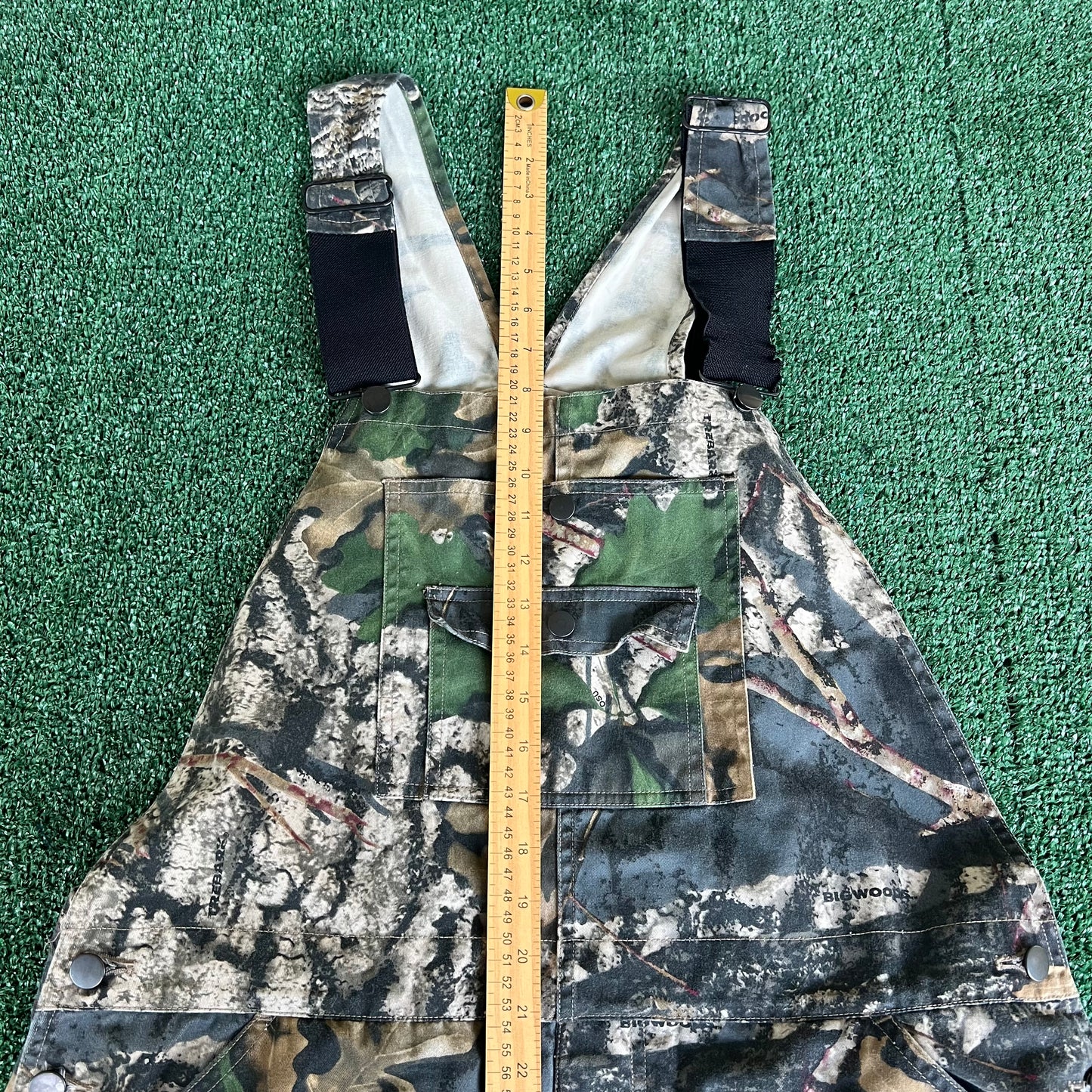 Y2K Jerzees Outdoors Camouflage Unlined Cargo Bib Overalls - 39x31.75"